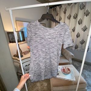 Lululemon V Neck T Shirt